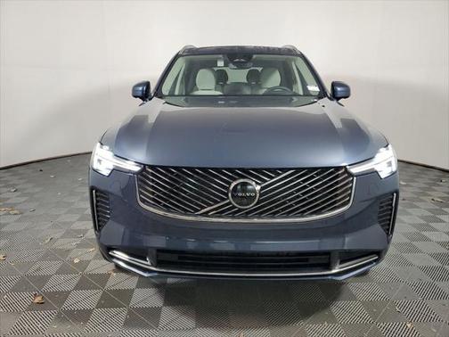 2025 Volvo XC90 B6 Ultra