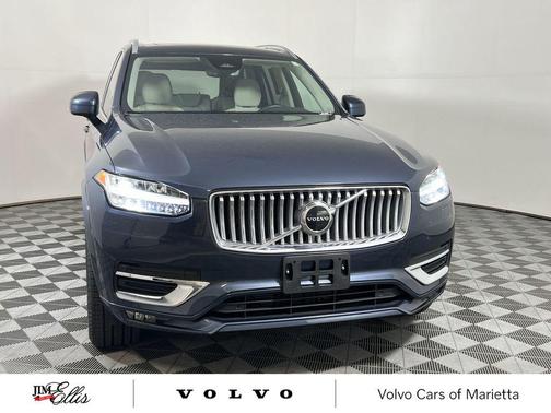 2024 Volvo XC90 B5 Core Bright Theme
