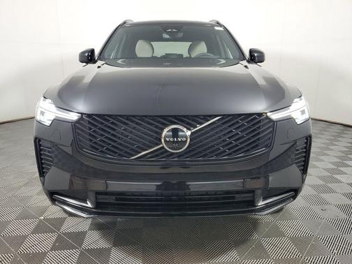 Onyx Black Metallic 2026 Volvo XC90 Ultra Dark Theme, B6 AWD Gas (mild hybrid), Gasoline, 7 Seats