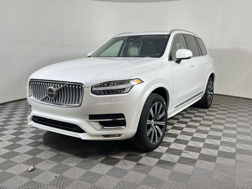 2024 Volvo XC90 B5 Core Bright Theme
