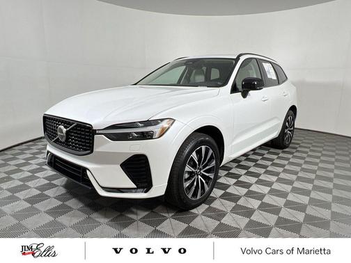 2025 Volvo XC60 B5 Core