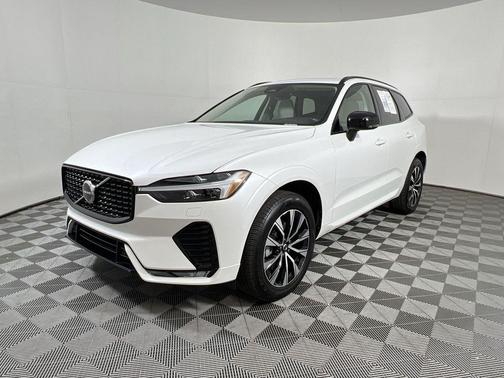 2025 Volvo XC60 B5 Core