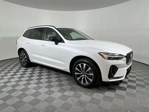2025 Volvo XC60 B5 Core
