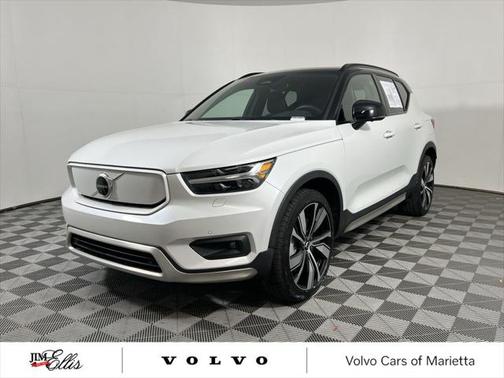2021 Volvo XC40 Recharge Pure Electric P8
