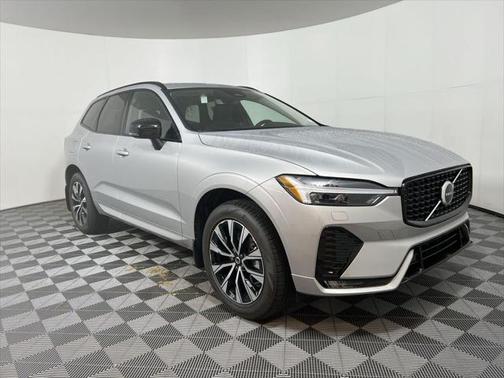 2025 Volvo XC60 B5 Core