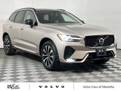 2025 Volvo XC60 B5 Plus