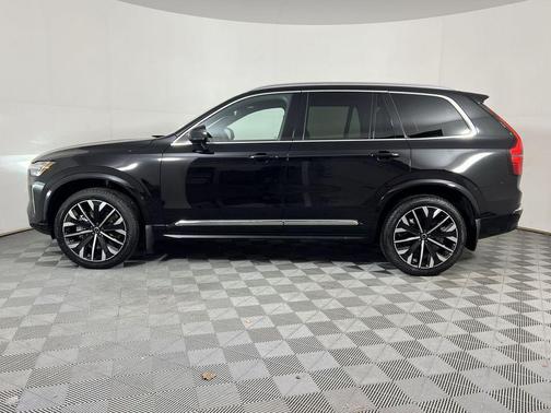 2026 Volvo XC90 B5 Core