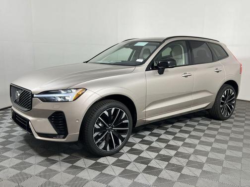 2026 Volvo XC60 B5 Ultra