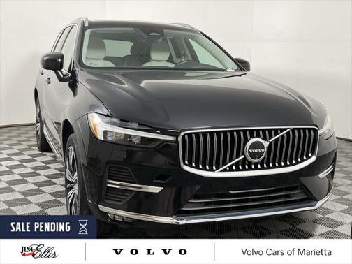 2022 Volvo XC60 B5 Inscription