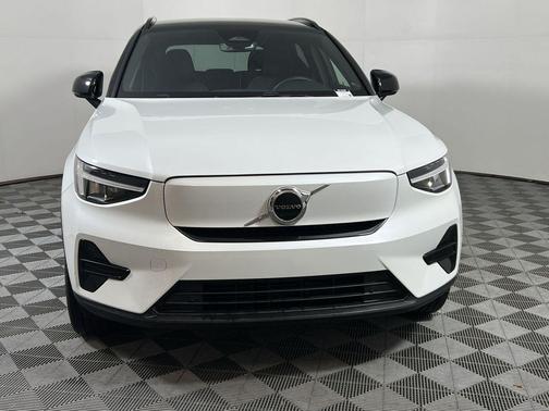 2024 Volvo XC40 Recharge Pure Electric Core