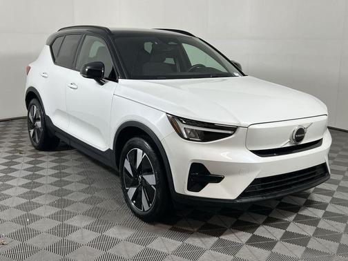 2024 Volvo XC40 Recharge Pure Electric Core