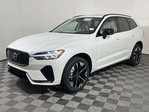 2026 Volvo XC60 B5 Ultra