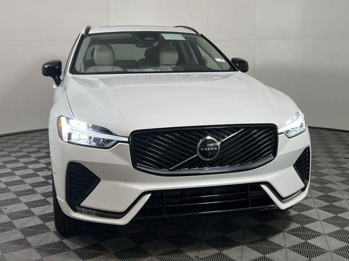 2026 Volvo XC60 B5 Ultra