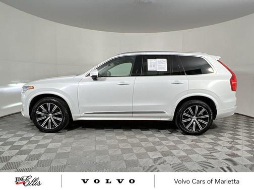 2024 Volvo XC90 B5 Core Bright Theme