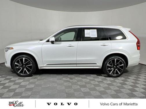 2024 Volvo XC90 B6 Plus Bright Theme 7-Seater