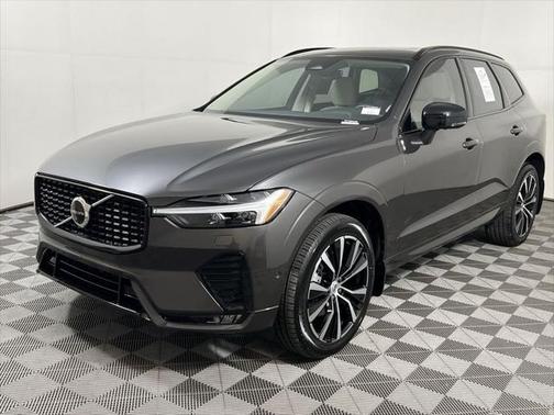 2025 Volvo XC60 Plus