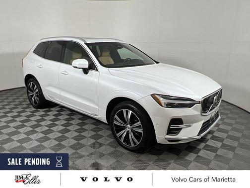 2022 Volvo XC60 B5 Inscription