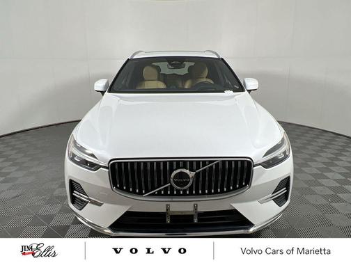 2022 Volvo XC60 B5 Inscription