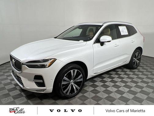 2022 Volvo XC60 B5 Inscription