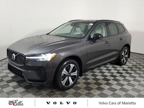 2025 Volvo XC60 Plug-In Hybrid T8 Core