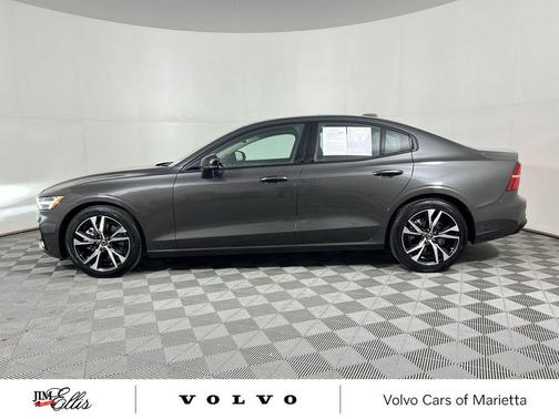 2025 Volvo S60 B5 Core