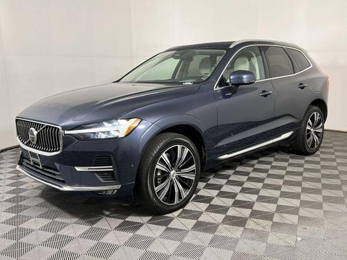 2022 Volvo XC60 B5 Inscription