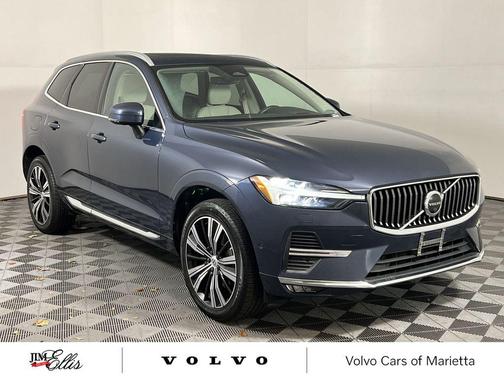 2022 Volvo XC60 B5 Inscription