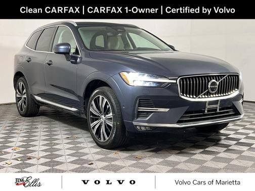 2022 Volvo XC60 B5 Inscription