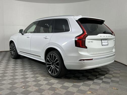 2026 Volvo XC90 Plus, B6 AWD Gas (mild hybrid), Gasoline, Bright, 7 Seats