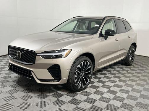 2026 Volvo XC60 B5 Ultra