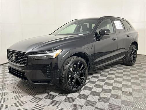 2024 Volvo XC60 Recharge Plug-In Hybrid T8 Ultimate Black Edition