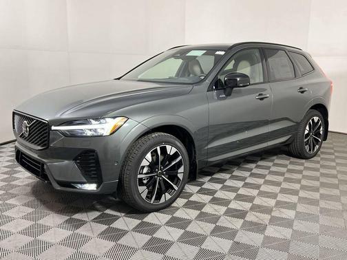 2026 Volvo XC60 B5 Plus