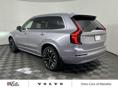 2026 Volvo XC90 B5 Plus 7-Seater