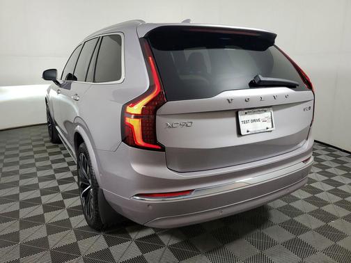 Aurora Silver 2026 Volvo XC90 Plus, B5 AWD Gas (mild hybrid), Gasoline, Bright, 7 Seats