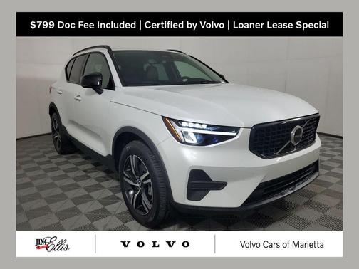 Crystal White 2026 Volvo XC40 Core, B5 AWD Gas (mild hybrid), Dark