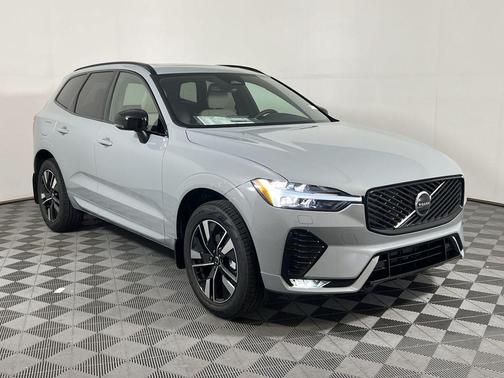 2026 Volvo XC60 B5 Core