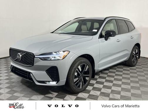 2026 Volvo XC60 B5 Core