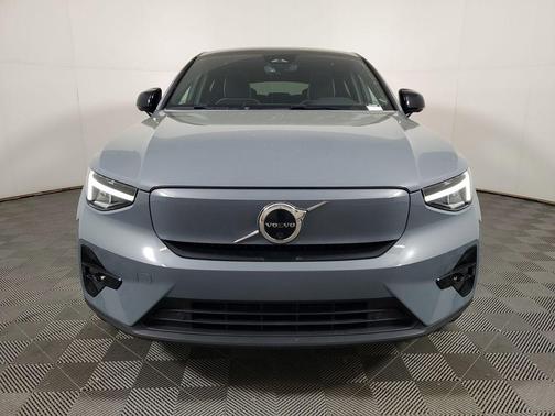Thunder Gray Metallic 2023 Volvo C40 Recharge Pure Electric Twin Plus