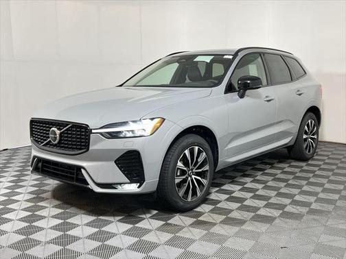 2025 Volvo XC60 B5 Core
