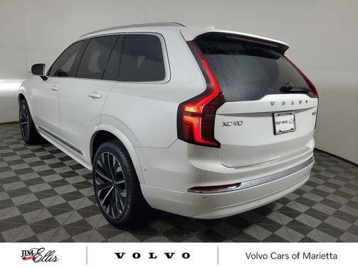 2026 Volvo XC90 Plus, B6 AWD Gas (mild hybrid), Gasoline, Bright, 7 Seats