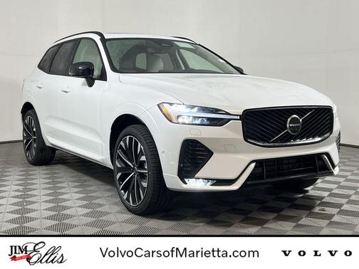2026 Volvo XC60 B5 Ultra