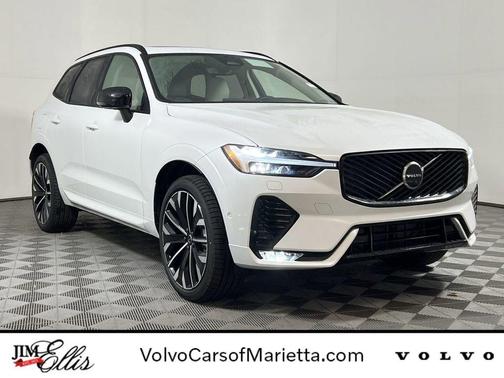 2026 Volvo XC60 B5 Ultra