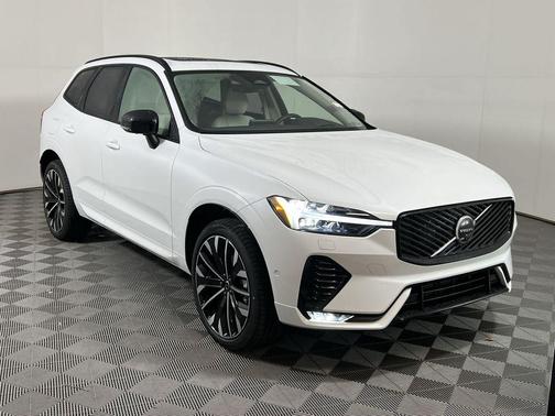 2026 Volvo XC60 B5 Ultra