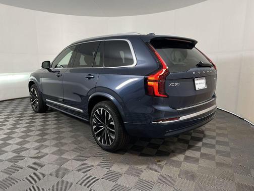 2026 Volvo XC90 B6 Ultra 7-Seater
