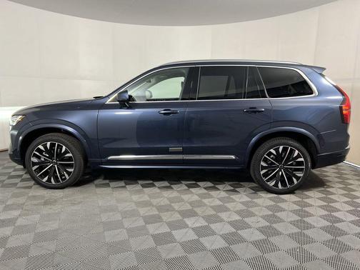 2026 Volvo XC90 B6 Ultra 7-Seater