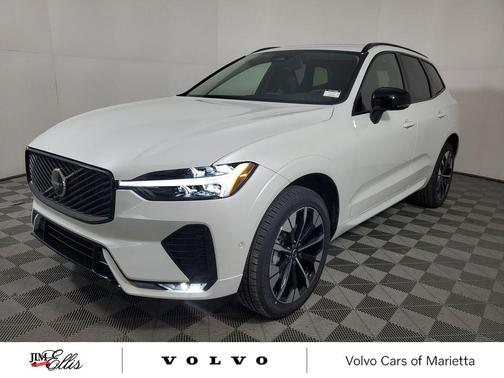 2026 Volvo XC60 B5 Plus