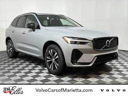2025 Volvo XC60 B5 Core