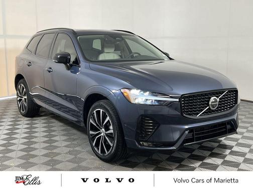 2025 Volvo XC60 Plus