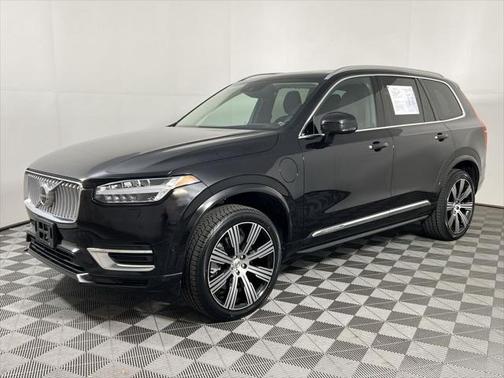 2022 Volvo XC90 Recharge Plug-In Hybrid T8 Inscription 6 Passenger