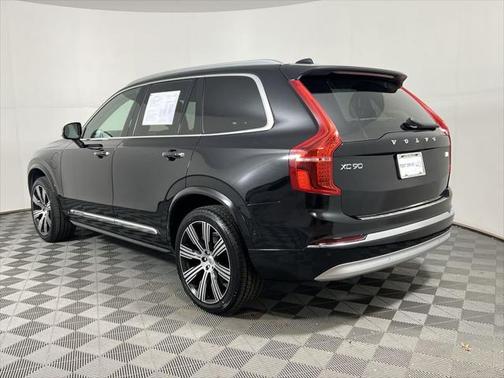 2022 Volvo XC90 Recharge Plug-In Hybrid T8 Inscription 6 Passenger